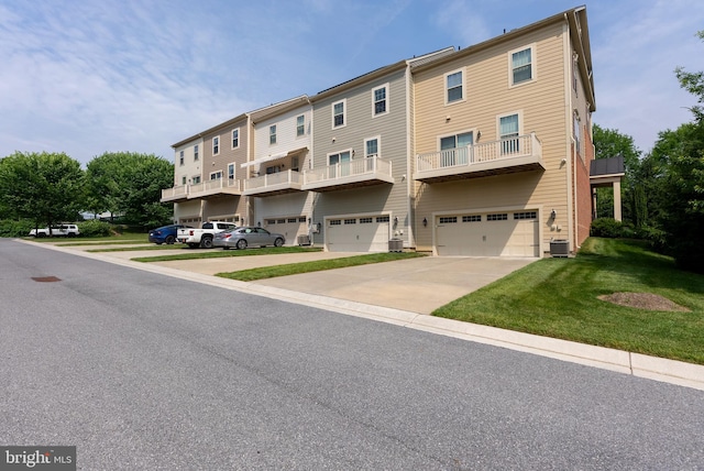 9 Fila Way, Sparks Glencoe, MD 21152 - view of front of property with an attached garage, concrete driveway, and a front yard