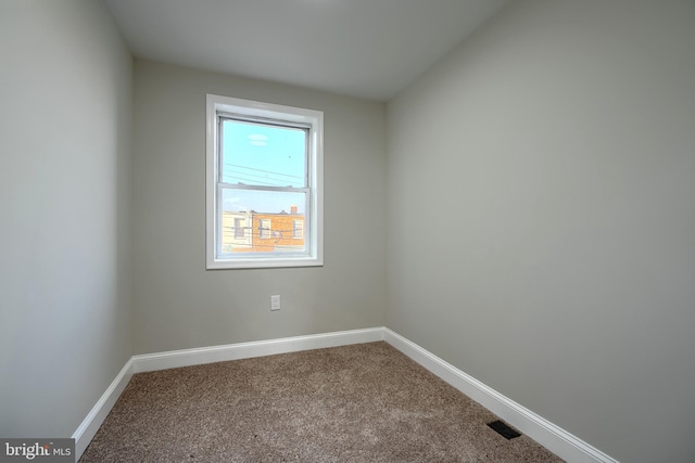 3027 Seamon Ave, Baltimore, MD 21225 - unfurnished room featuring carpet