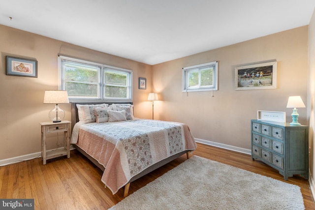 18 Linda Ln, Hatboro, PA 19040 - bedroom with baseboards and wood finished floors