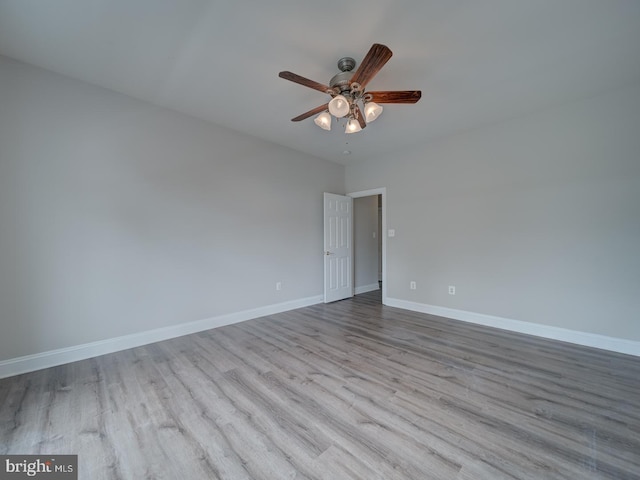 8429 Link Hills Loop, Gainesville, VA 20155 - spare room featuring wood finished floors and a ceiling fan