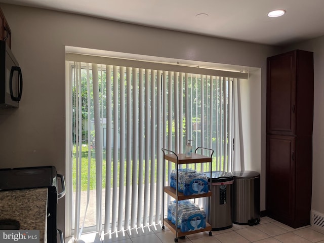 6313 Bardu Ave, Springfield, VA 22152 - entryway featuring light tile patterned floors and recessed lighting