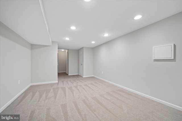 6112 Hillview Ct, Manassas, VA 20112 - finished basement with carpet floors and recessed lighting