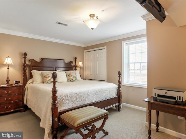 22124 Whitestone Ct, Smithsburg, MD 21783 - carpeted bedroom featuring a closet and crown molding