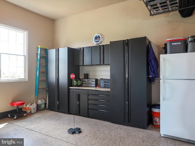 22124 Whitestone Ct, Smithsburg, MD 21783 - kitchen with freestanding refrigerator and light countertops
