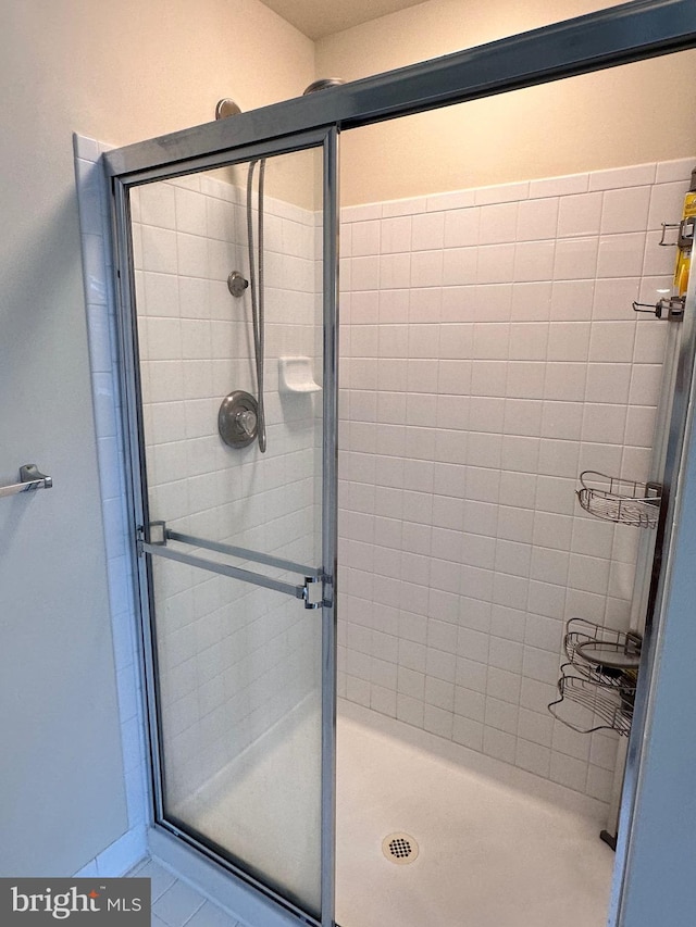 8980 Harrover Pl Unit 80B, Lorton, VA 22079 - bathroom featuring a stall shower