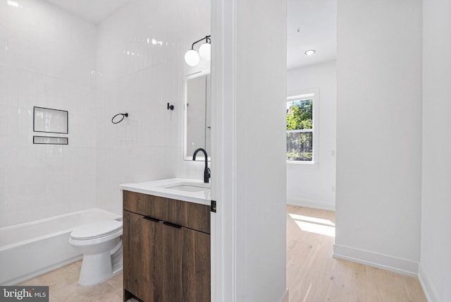 1338 N Franklin St, Philadelphia, PA 19122 - bathroom featuring vanity and wood finished floors
