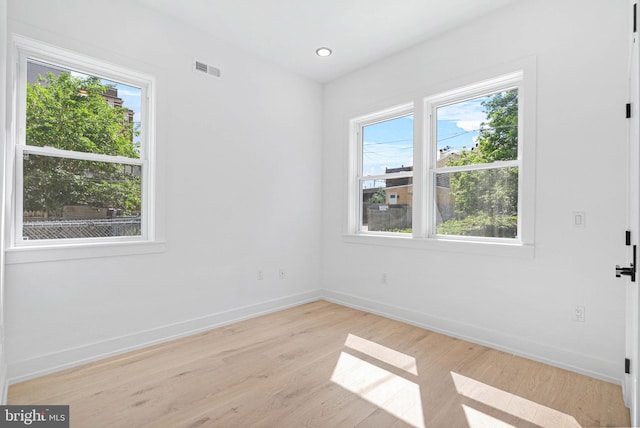 1338 N Franklin St, Philadelphia, PA 19122 - spare room with light wood-type flooring and recessed lighting