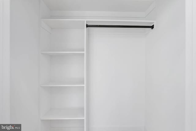 1338 N Franklin St, Philadelphia, PA 19122 - view of closet