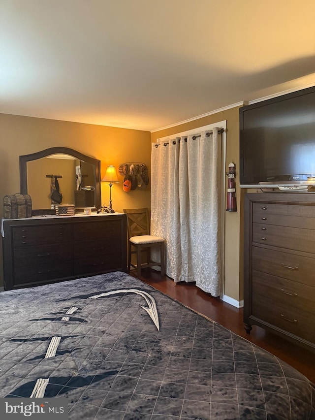352 Almond Rd, Pittsgrove, NJ 08318 - bedroom featuring wood finished floors