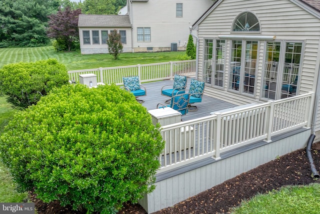 16 Fox Hollow Dr, Lancaster, PA 17602 - view of wooden deck