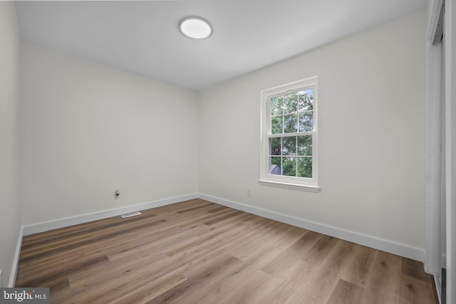 400 Reservoir St, Trenton, NJ 08618 - unfurnished room featuring baseboards and wood finished floors