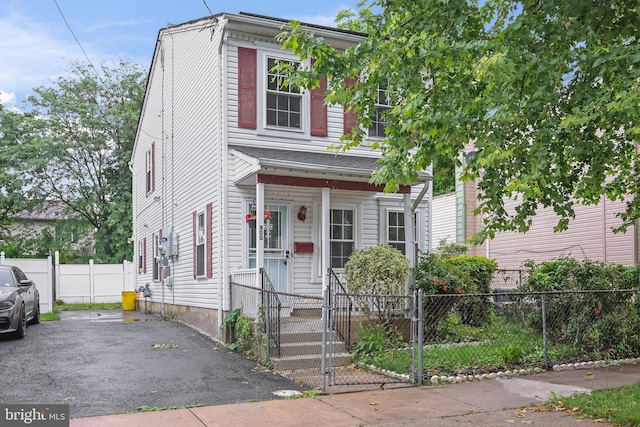 400 Reservoir St, Trenton, NJ 08618 - view of front of home featuring a fenced front yard