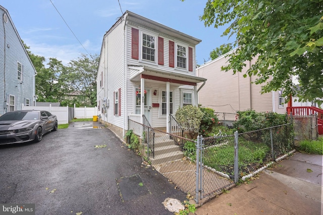 400 Reservoir St, Trenton, NJ 08618 - view of front of house featuring covered porch and driveway