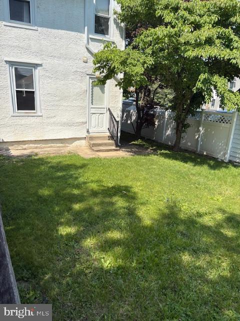 332 E Conestoga Rd, Wayne, PA 19087 - view of yard featuring entry steps