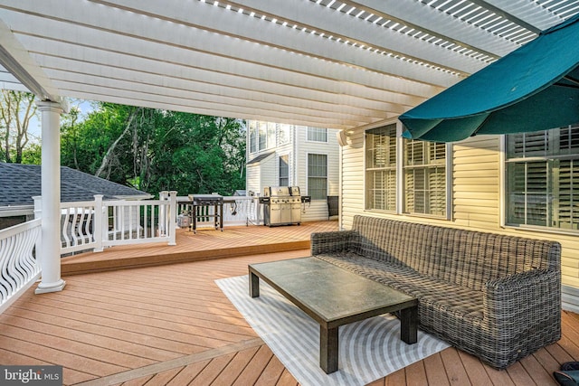 22 Tara Dr, Sewell, NJ 08080 - wooden deck with a pergola