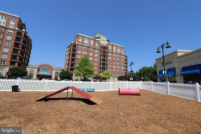 12500 Park Potomac Ave Unit 409, Potomac, MD 20854 - view of property's community featuring a dog friendly area