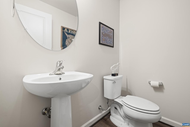 3028 Horizon Rd, Charlottesville, VA 22902 - bathroom featuring baseboards and wood finished floors