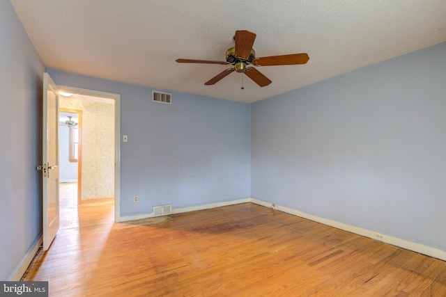 257 Westpark Ln, Clifton Heights, PA 19018 - empty room with wood finished floors and a ceiling fan