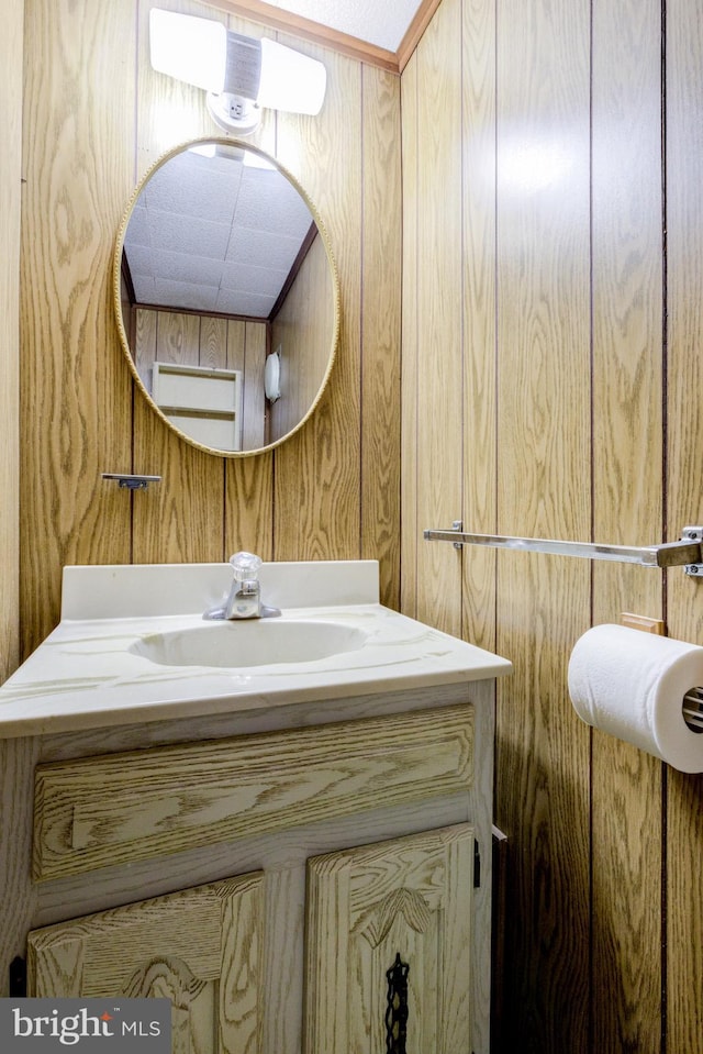 257 Westpark Ln, Clifton Heights, PA 19018 - bathroom featuring vanity