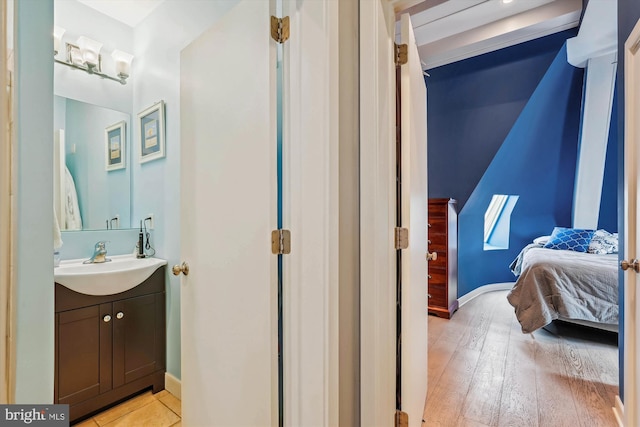 3240 Hiatt Pl NW Unit 4, Washington, DC 20010 - bathroom with vanity and ensuite bathroom