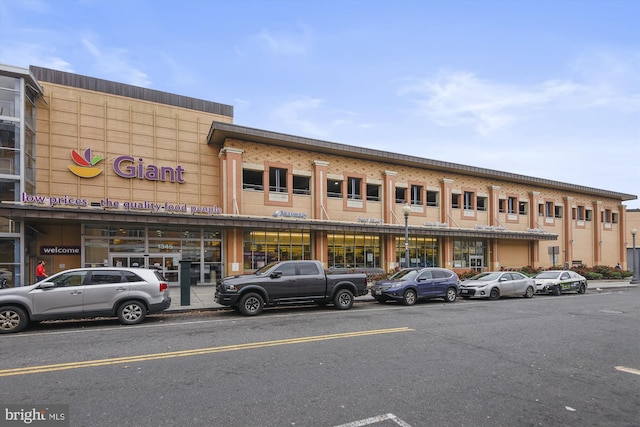 3240 Hiatt Pl NW Unit 4, Washington, DC 20010 - view of commercial location