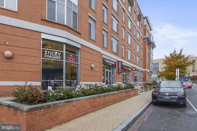 3240 Hiatt Pl NW Unit 4, Washington, DC 20010 - view of commercial property