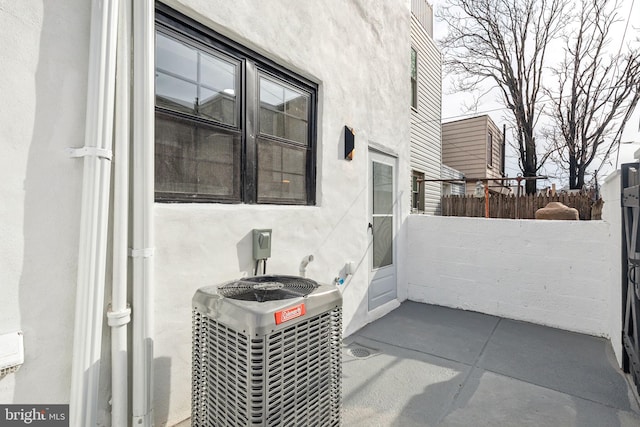 2012 S Mildred St, Philadelphia, PA 19148 - view of patio / terrace