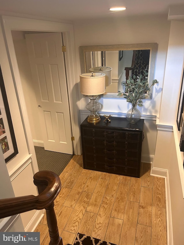 223 Country Gate Rd, Wayne, PA 19087 - detailed view of wood finished floors and baseboards