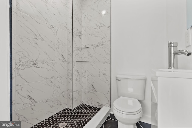3216 N Randolph St, Philadelphia, PA 19140 - bathroom featuring toilet and tiled shower