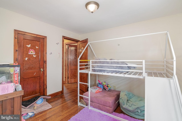 2941 N 6th St, Harrisburg, PA 17110 - bedroom with wood finished floors and baseboards