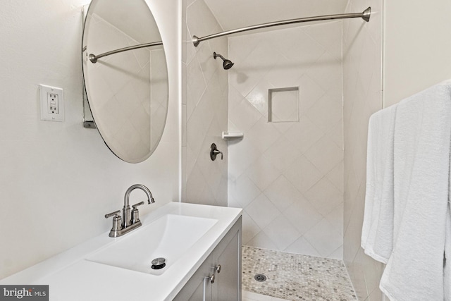 7119 Sea Cliff Rd, Mclean, VA 22101 - full bathroom featuring vanity and a tile shower