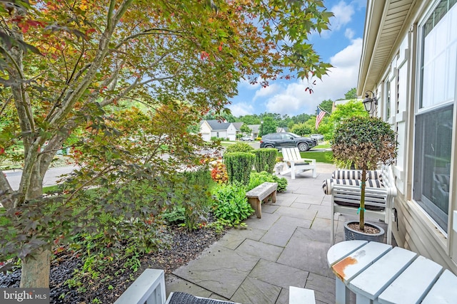 19 Warwick Way, Southampton, NJ 08088 - view of patio / terrace