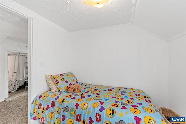 614N Commerce St, Culpeper, VA 22701 - carpeted bedroom featuring vaulted ceiling, ornamental molding, and a textured ceiling
