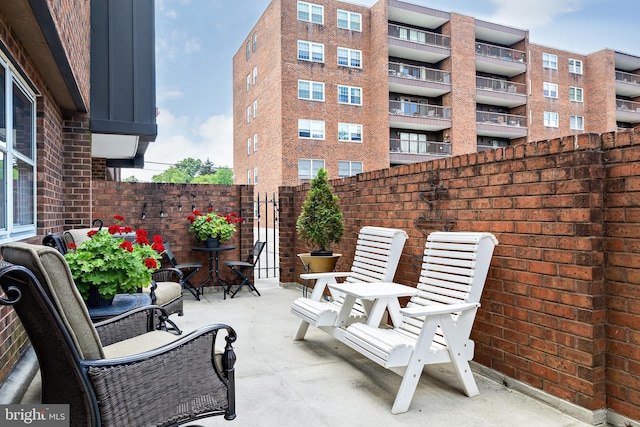 14 Haddonfield Cmns Unit 14, Haddonfield, NJ 08033 - fenced backyard with a patio area