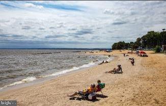 916 Lakeview Dr, Colonial Beach, VA 22443 - water view with local beach