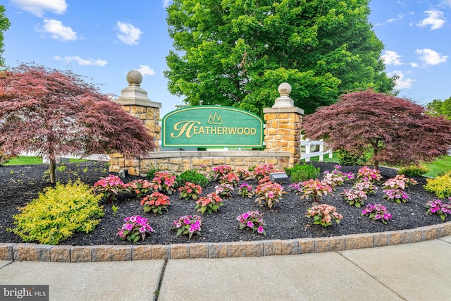 5 Fisher Ct, Sewell, NJ 08080 - view of community sign