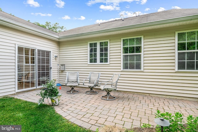 5 Fisher Ct, Sewell, NJ 08080 - view of patio