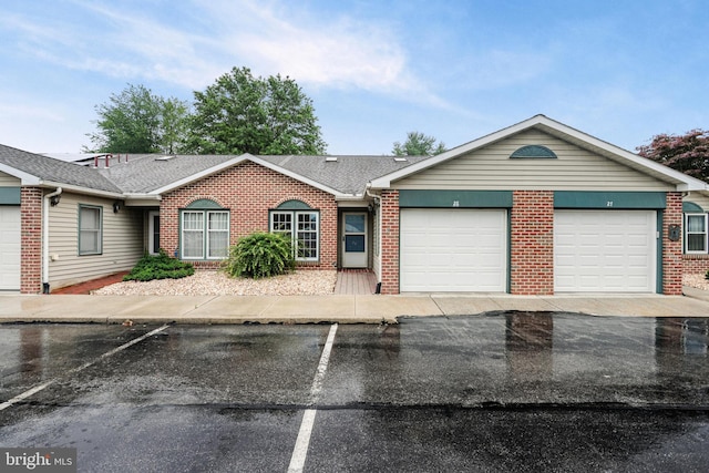 28 Abbey Ct, Carlisle, PA 17015 - ranch-style home with brick siding and a shingled roof