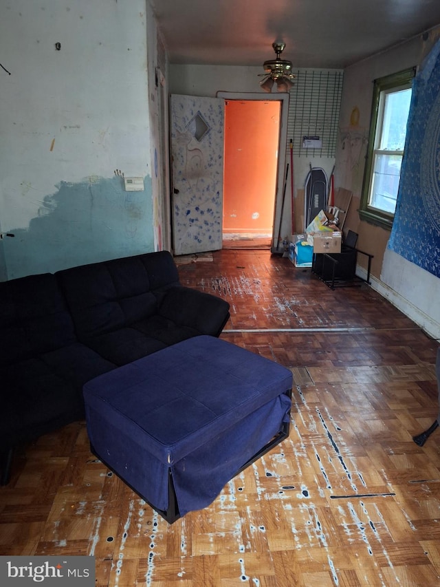 1025 47th Pl NE, Washington, DC 20019 - living area with ceiling fan