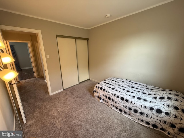 1545 Russett Dr, Warminster, PA 18974 - carpeted bedroom featuring a closet and ornamental molding