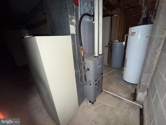 1545 Russett Dr, Warminster, PA 18974 - utility room with water heater