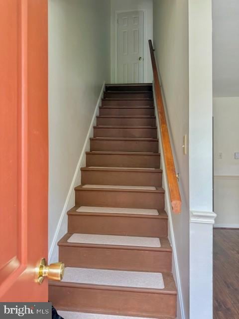 56 W Bishop Ln, Smithsburg, MD 21783 - stairway featuring wood finished floors