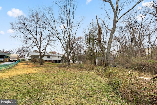 7012 Nashville Ct, Lanham, MD 20706 - view of yard