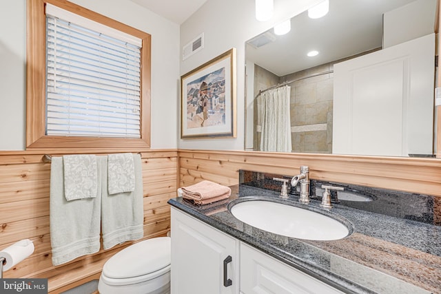 3814 Estel Rd, Fairfax, VA 22031 - full bath with vanity and a shower with shower curtain