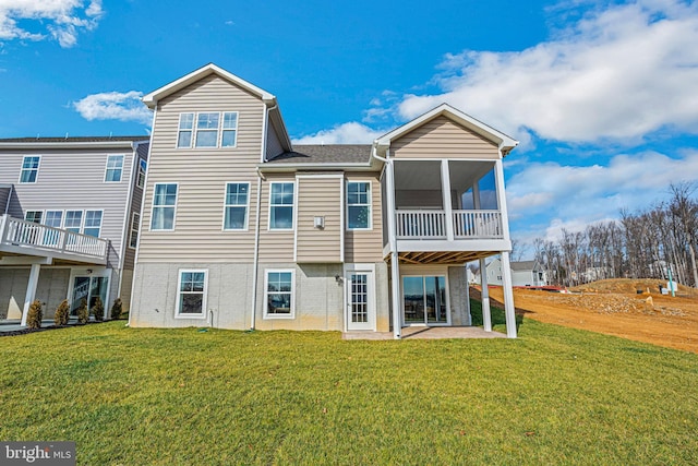 500 Halma Ct, Havre De Grace, MD 21078 - back of house featuring a lawn, a sunroom, and a shingled roof