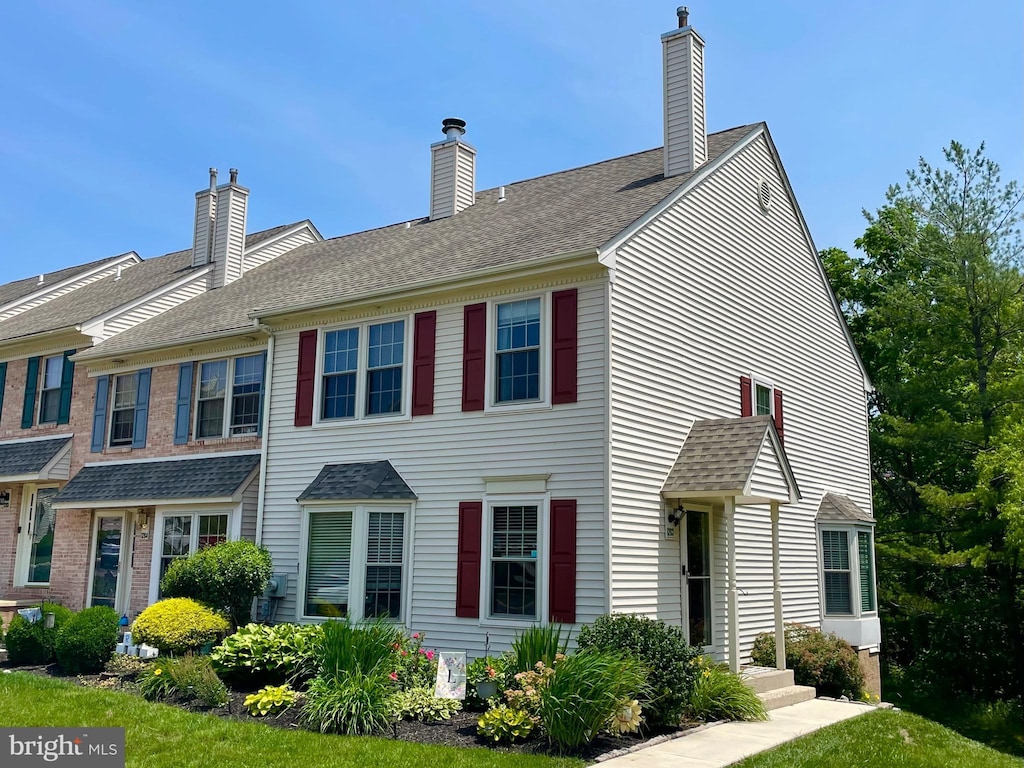1263 Maple Glen Cir, Pottstown, PA 19464 - view of front of home featuring a chimney