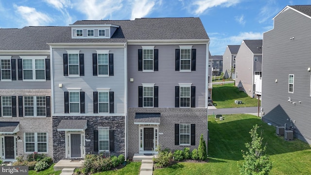 1025 Overlook Way, Laurel, MD 20707 - townhome / multi-family property featuring a front yard