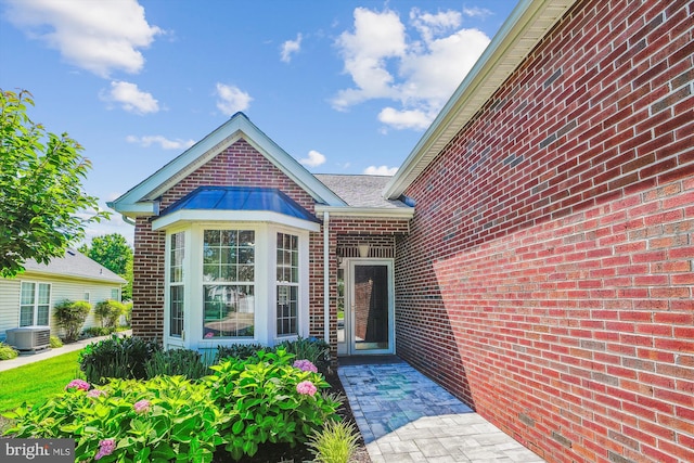 16916 Four Seasons Dr, Dumfries, VA 22025 - property entrance with brick siding