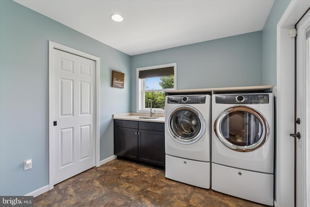 5790 Cedar Glen Dr, Narvon, PA 17555 - washroom featuring separate washer and dryer, cabinet space, and recessed lighting
