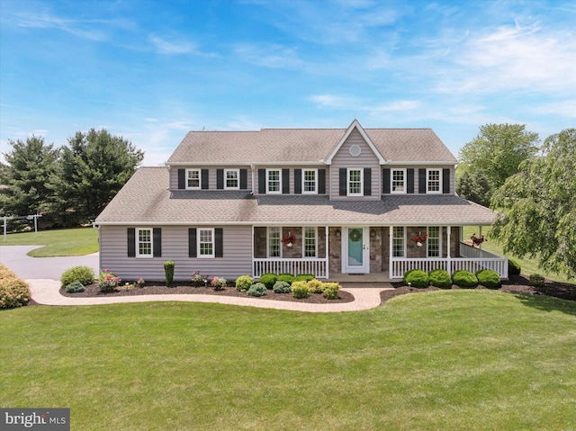 5790 Cedar Glen Dr, Narvon, PA 17555 - colonial-style house with a porch, a front lawn, and roof with shingles